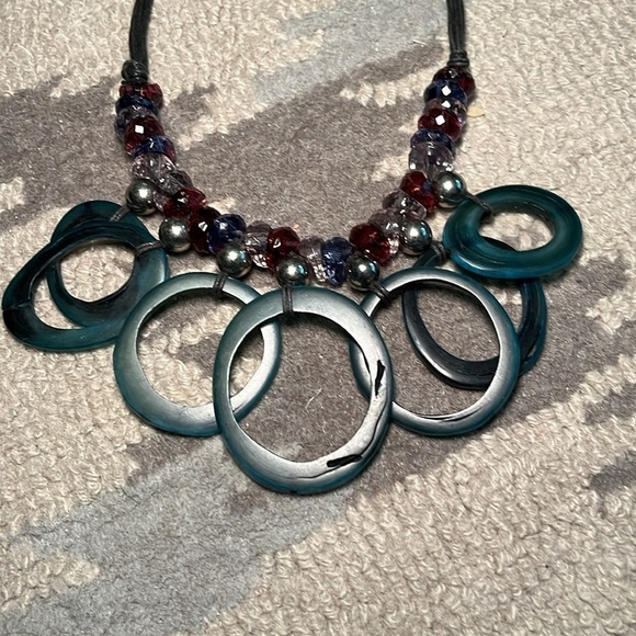 Multi design, dark blue and maroon colored multi design necklace - Picture 2 of 5